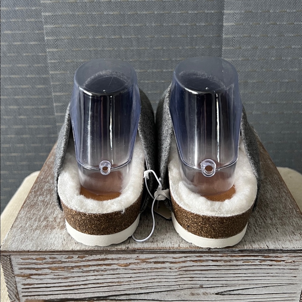 Universal Thread Gray Fabric Mules - Picture 3 of 10